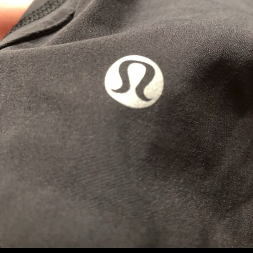 Lululemon Shorts Size 4
